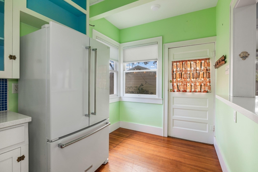 4823 Fannin Drive - Photo 18