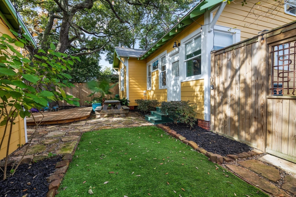 4823 Fannin Drive - Photo 41