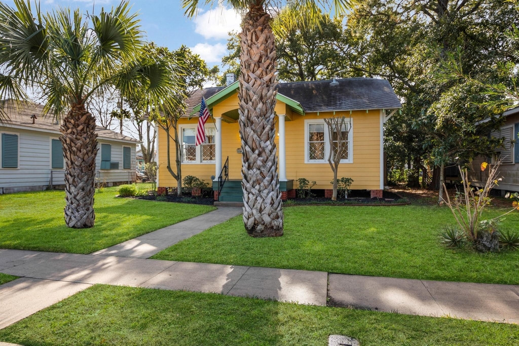 4823 Fannin Drive - Photo 4