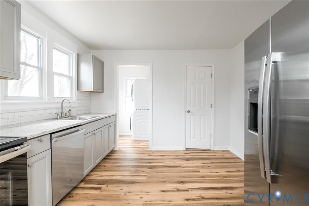 2726 Alexander Avenue - Photo 18