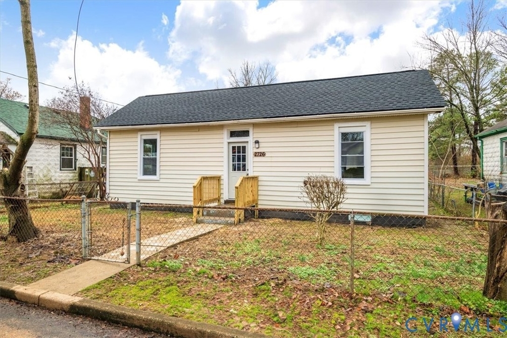2726 Alexander Avenue - Photo 0