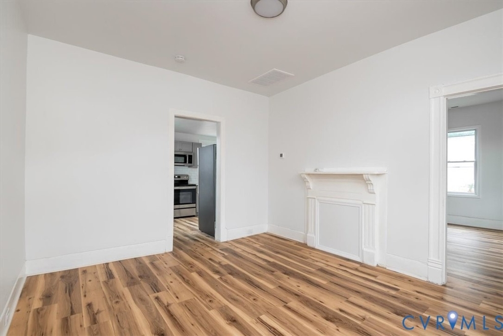 2726 Alexander Avenue - Photo 3