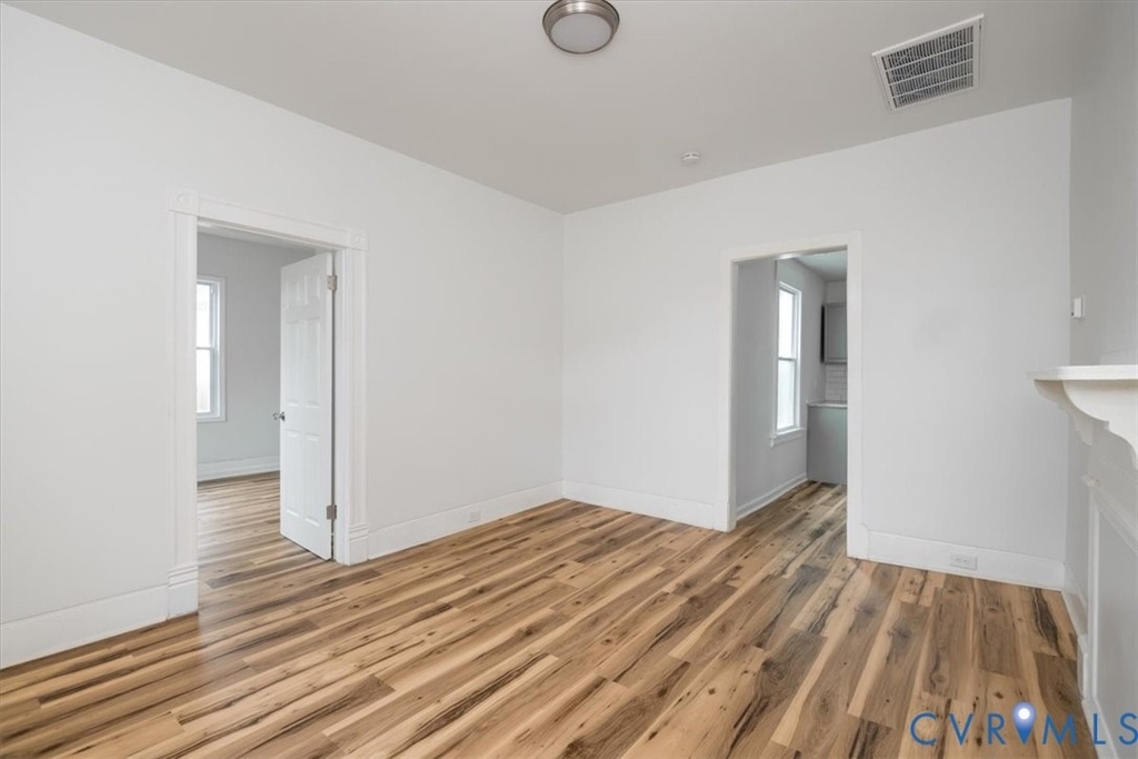 2726 Alexander Avenue - Photo 4