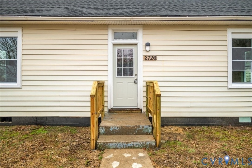 2726 Alexander Avenue - Photo 2