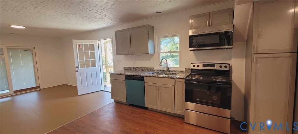 315 St Marks Street - Photo 19