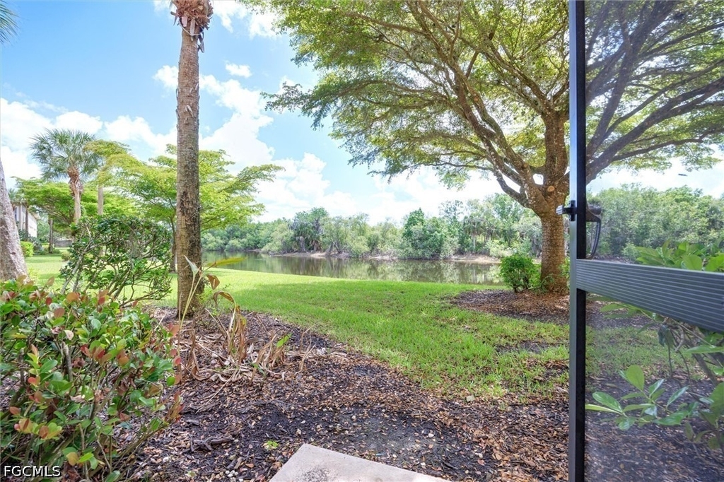 3240 Cottonwood Bend - Photo 2