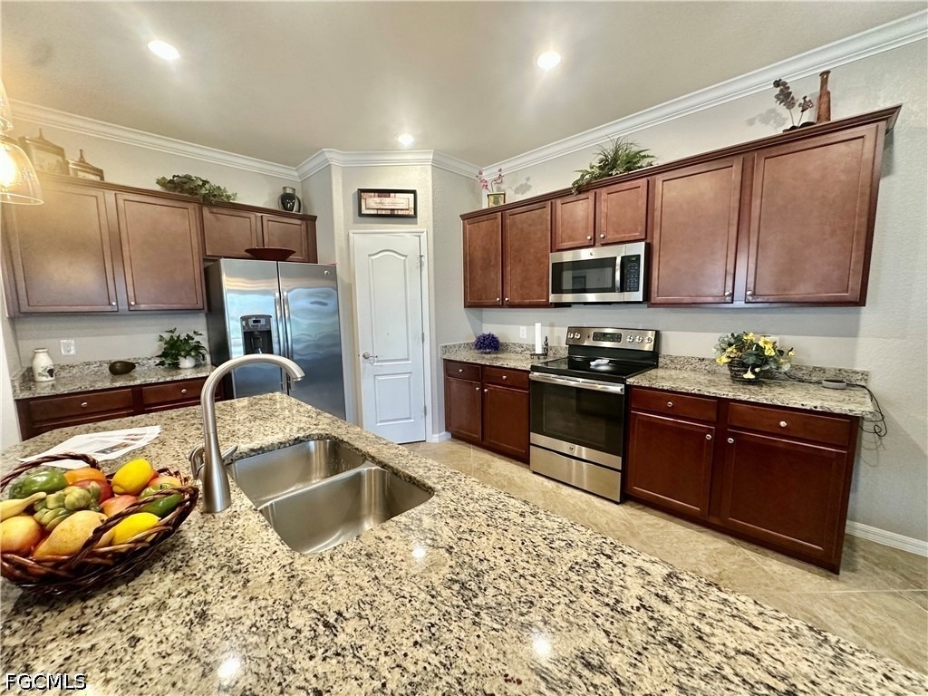 11600 Golden Oak Terrace - Photo 7
