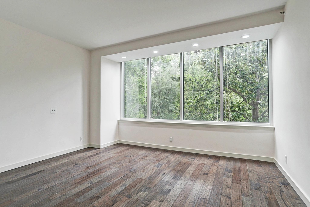 121 N Post Oak Lane - Photo 11