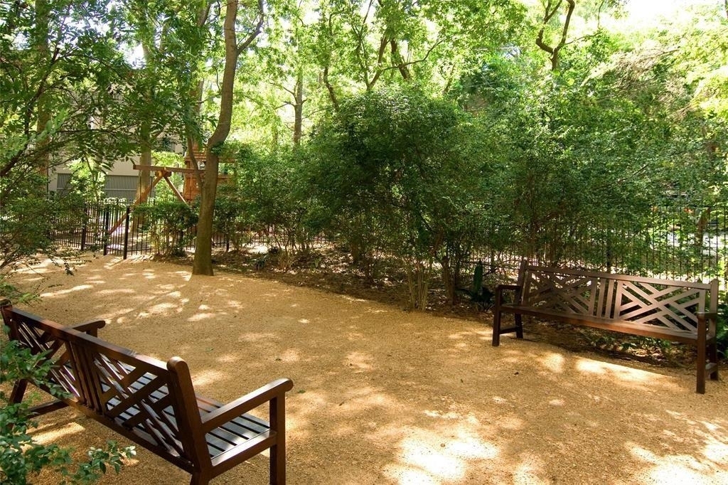121 N Post Oak Lane - Photo 3