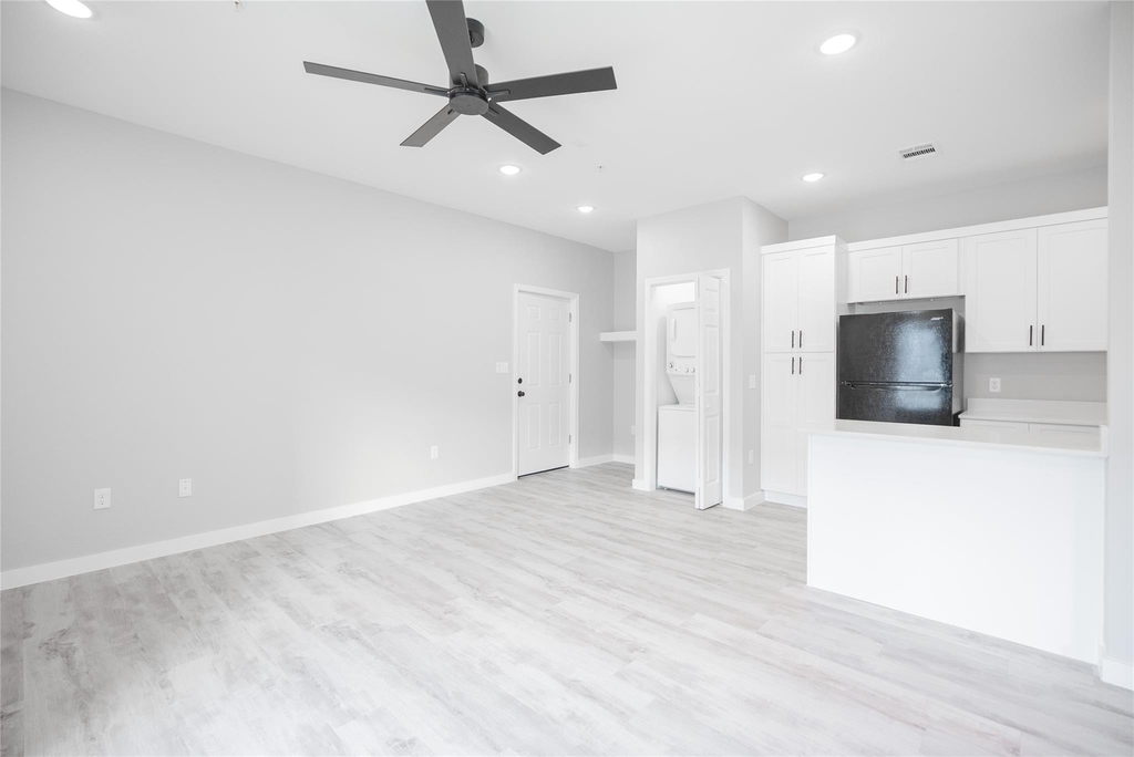 2101 Reinke Road - Photo 10