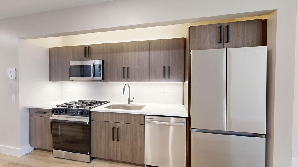 95 Wall Street - Photo 1