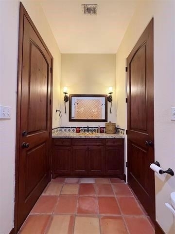 12410 Keith Rd - Photo 18
