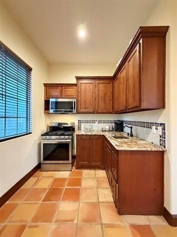 12410 Keith Rd - Photo 16