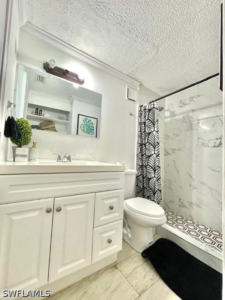 5385 Treetops Drive - Photo 4
