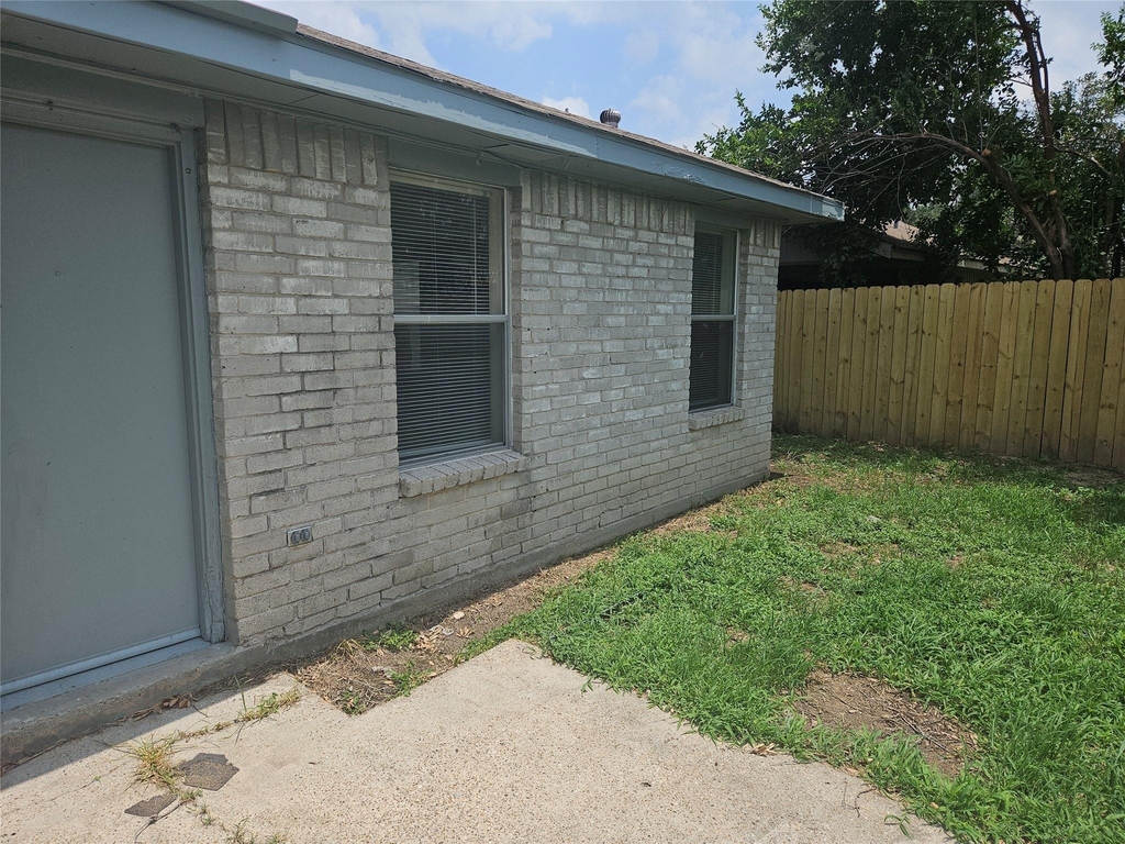 18539 Lippizaner Drive - Photo 26