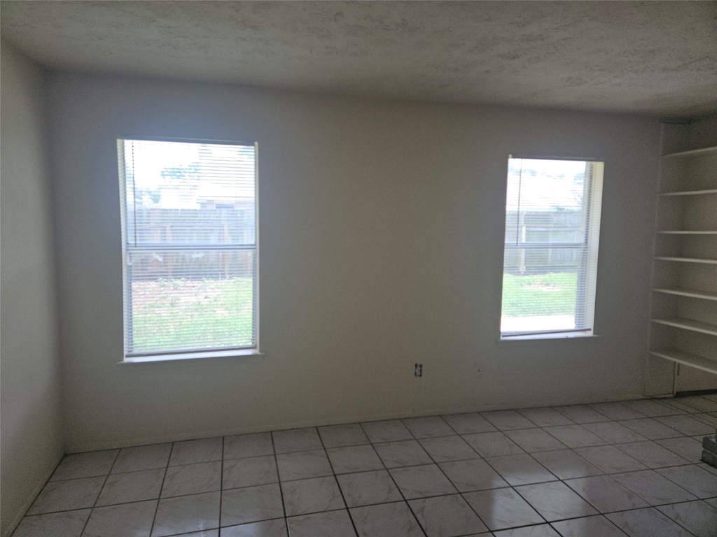 18539 Lippizaner Drive - Photo 17