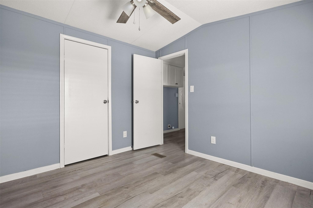 2222 N Austin Avenue - Photo 18