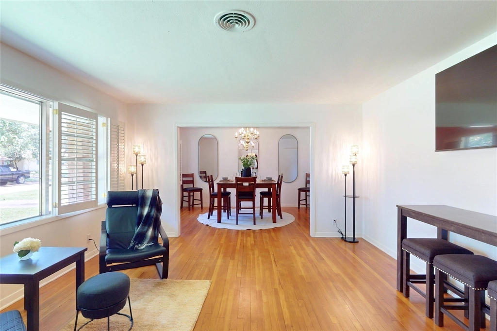4826 Waynesboro Drive - Photo 6