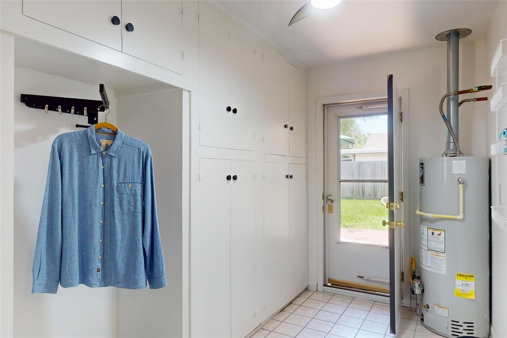 4826 Waynesboro Drive - Photo 19