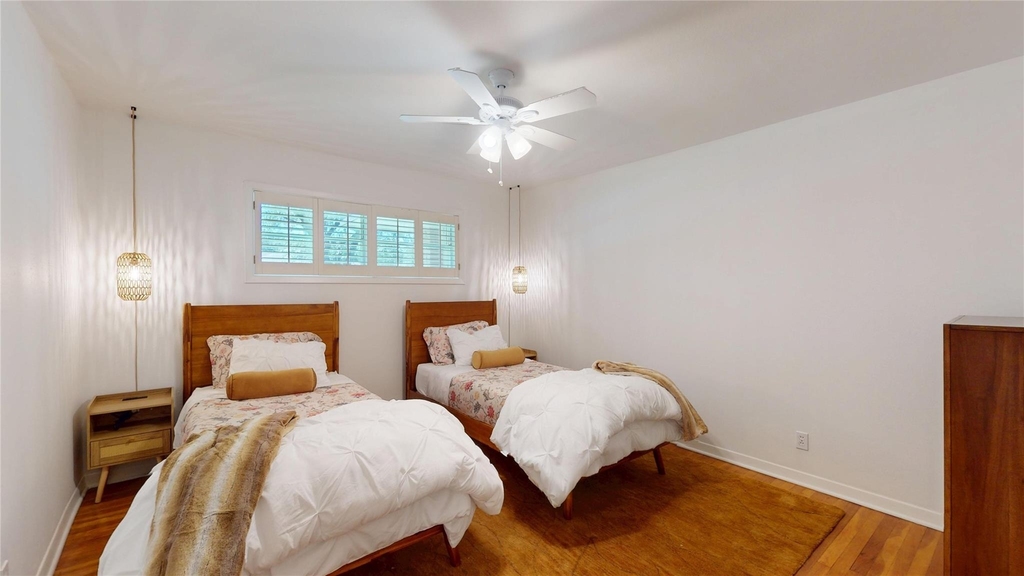4826 Waynesboro Drive - Photo 12