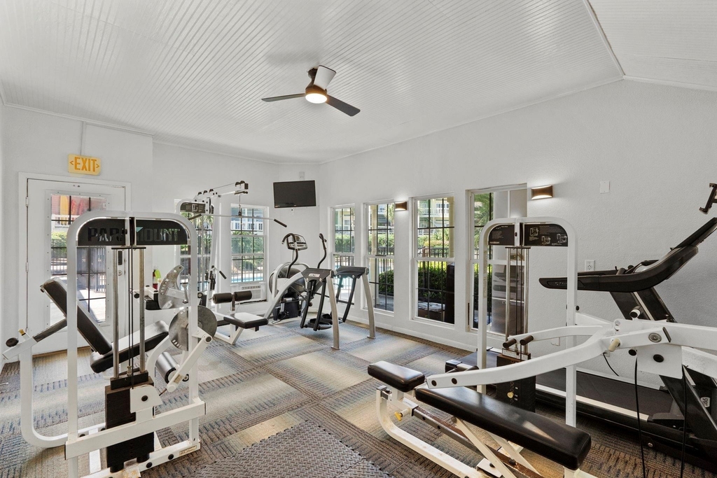 7820 Seawall Boulevard - Photo 24