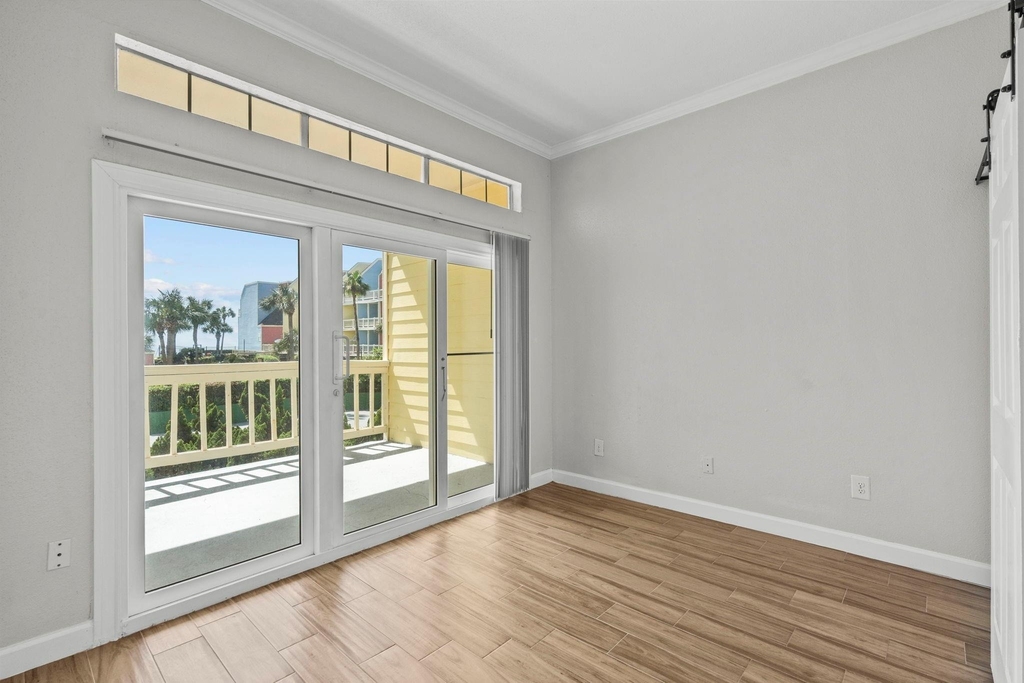 7820 Seawall Boulevard - Photo 31