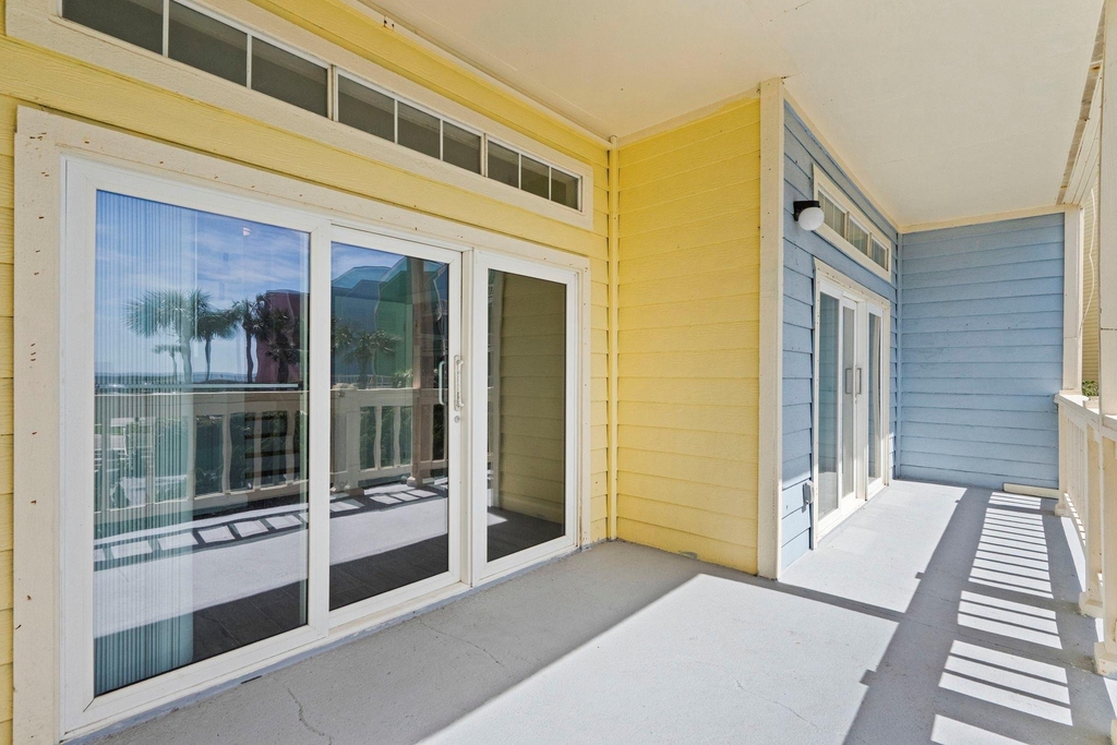 7820 Seawall Boulevard - Photo 12