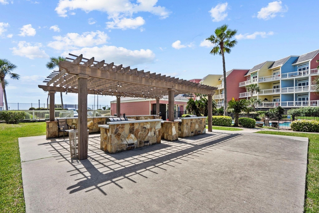7820 Seawall Boulevard - Photo 19