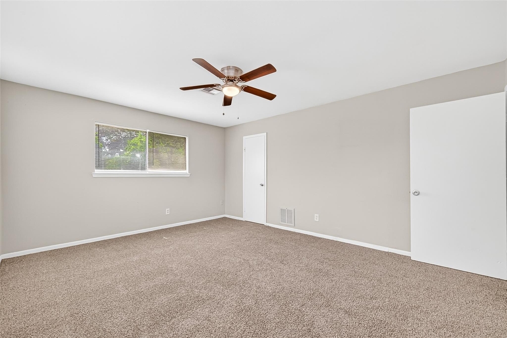 403 Mistywood Drive - Photo 16