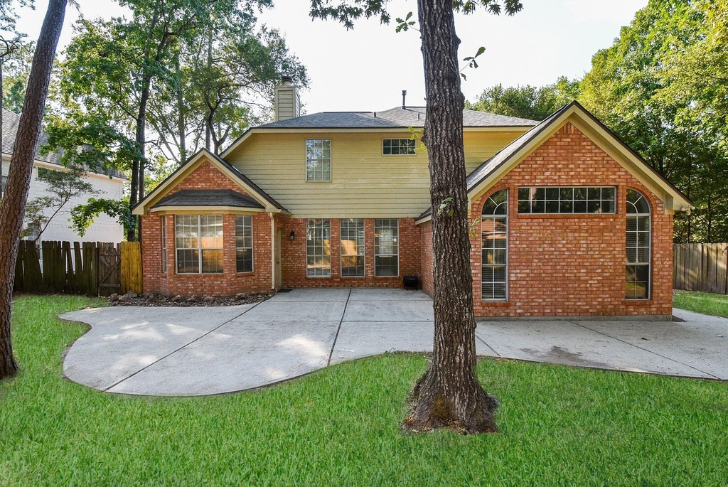 202 W Sterling Pond Circle - Photo 2