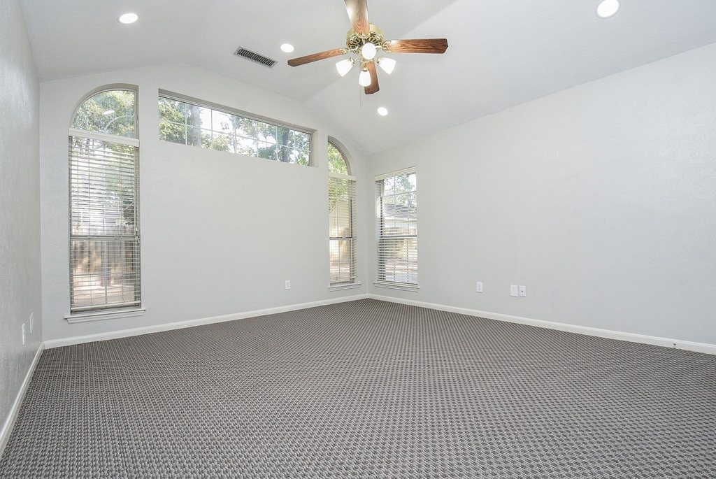 202 W Sterling Pond Circle - Photo 17