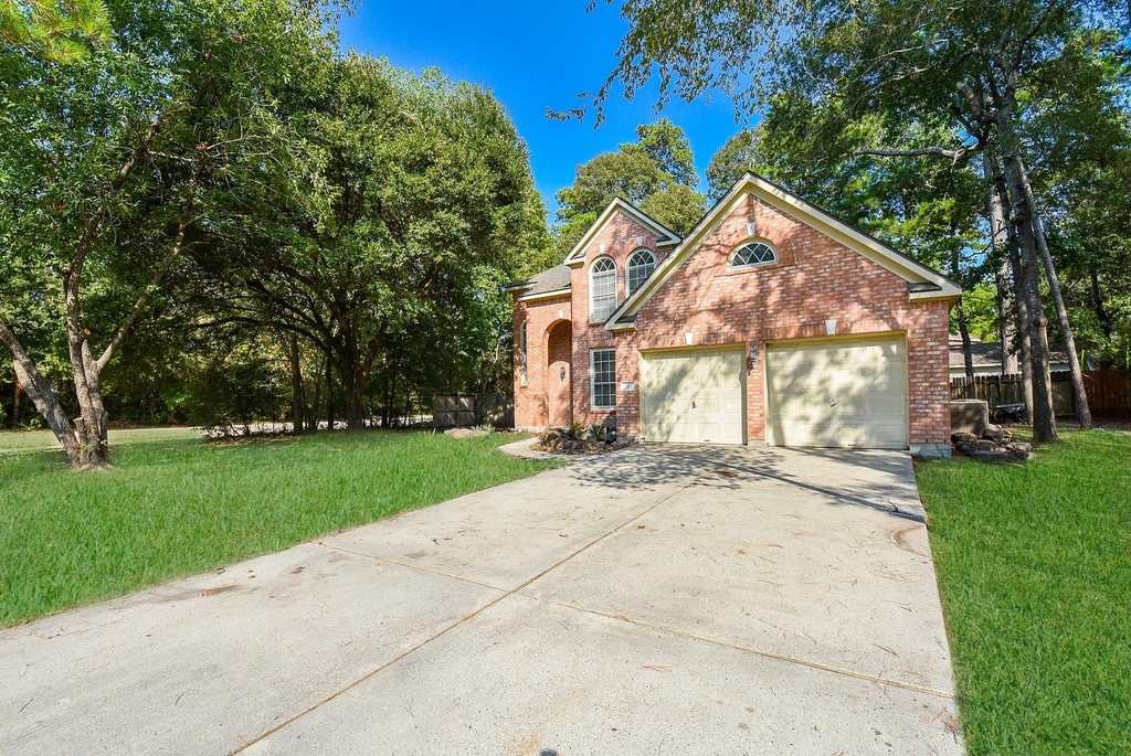 202 W Sterling Pond Circle - Photo 1