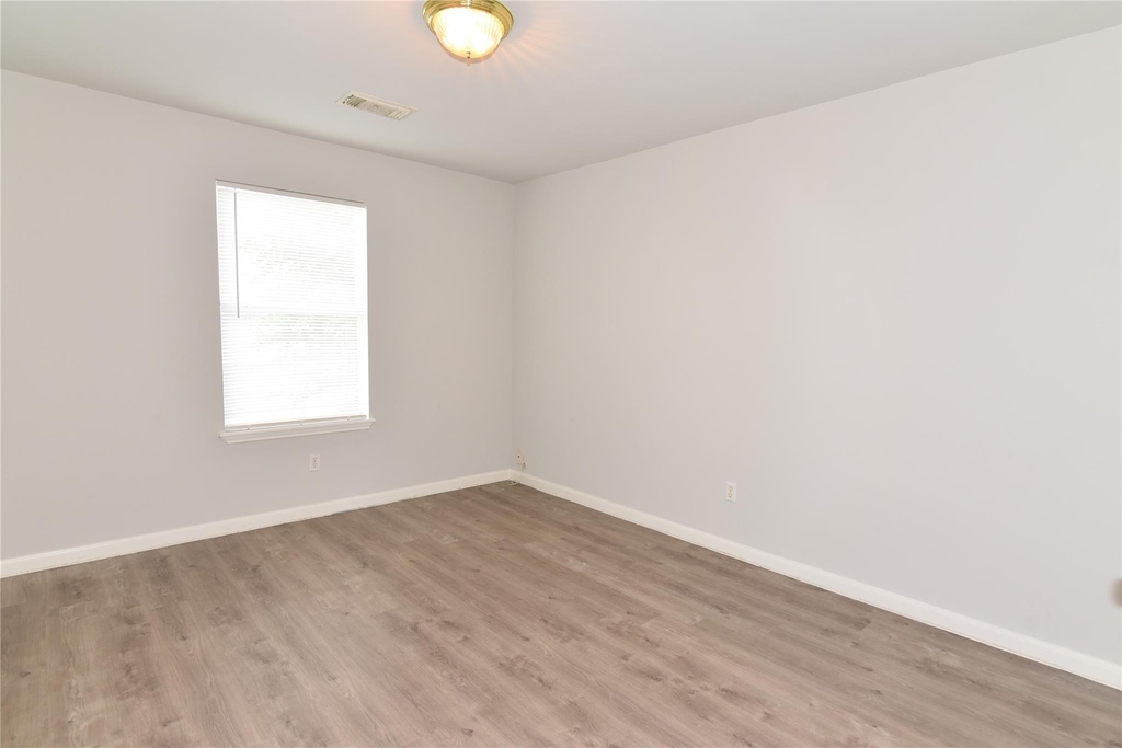 6807 Turtlewood Drive - Photo 20
