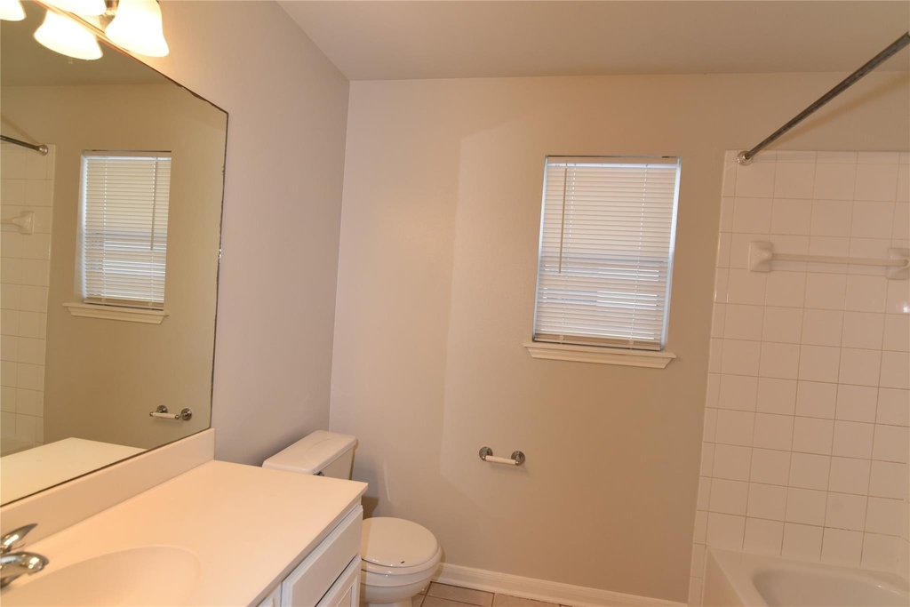 6807 Turtlewood Drive - Photo 22