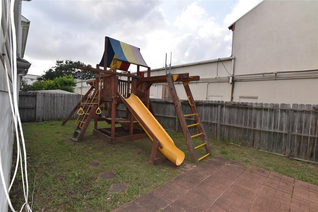 6807 Turtlewood Drive - Photo 24