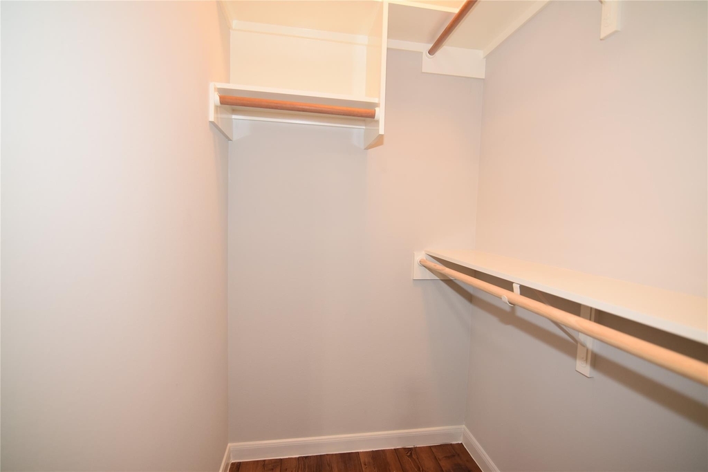 6807 Turtlewood Drive - Photo 12