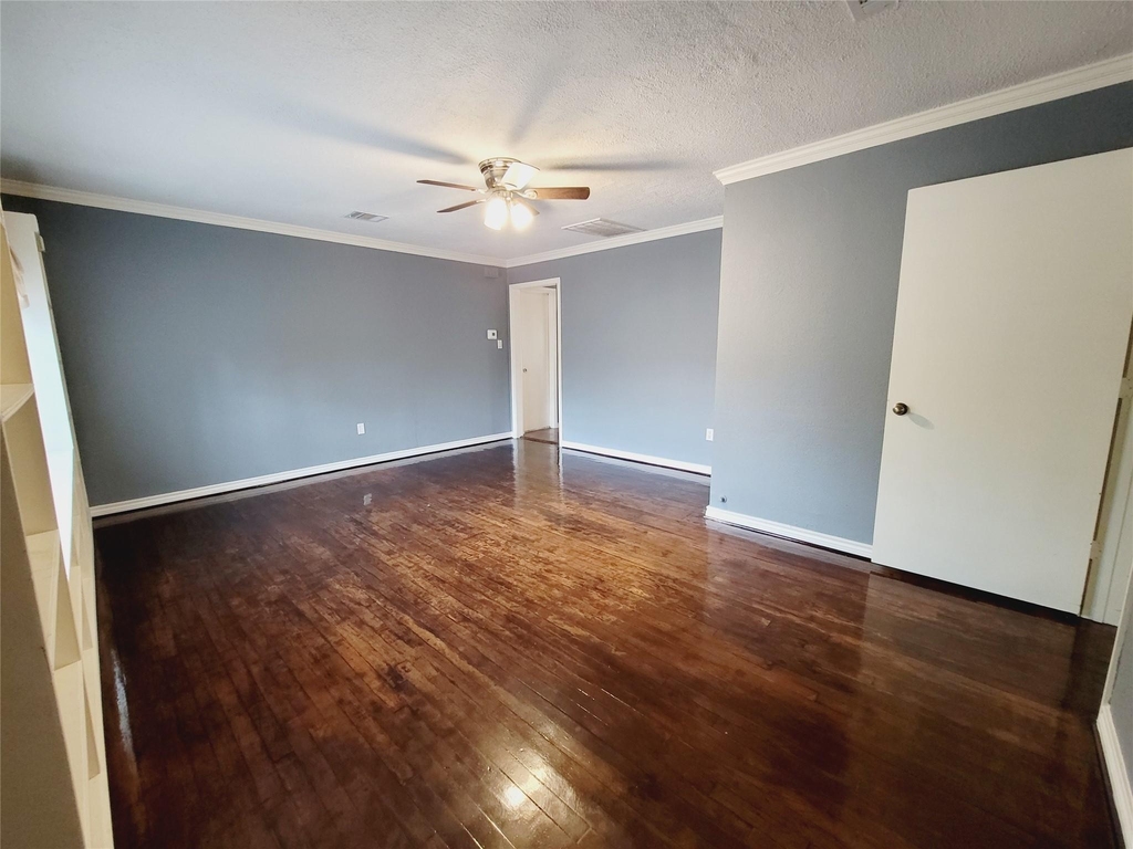 7535 Thurow Street - Photo 4