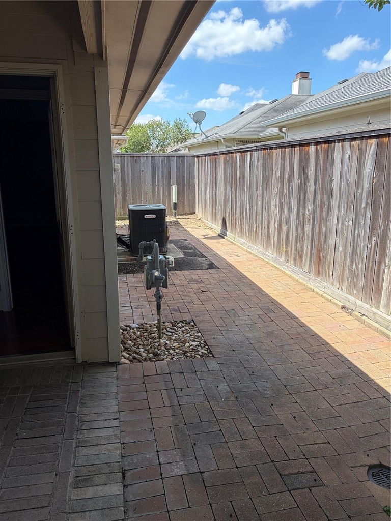 15939 Cottage Ivy Circle - Photo 22