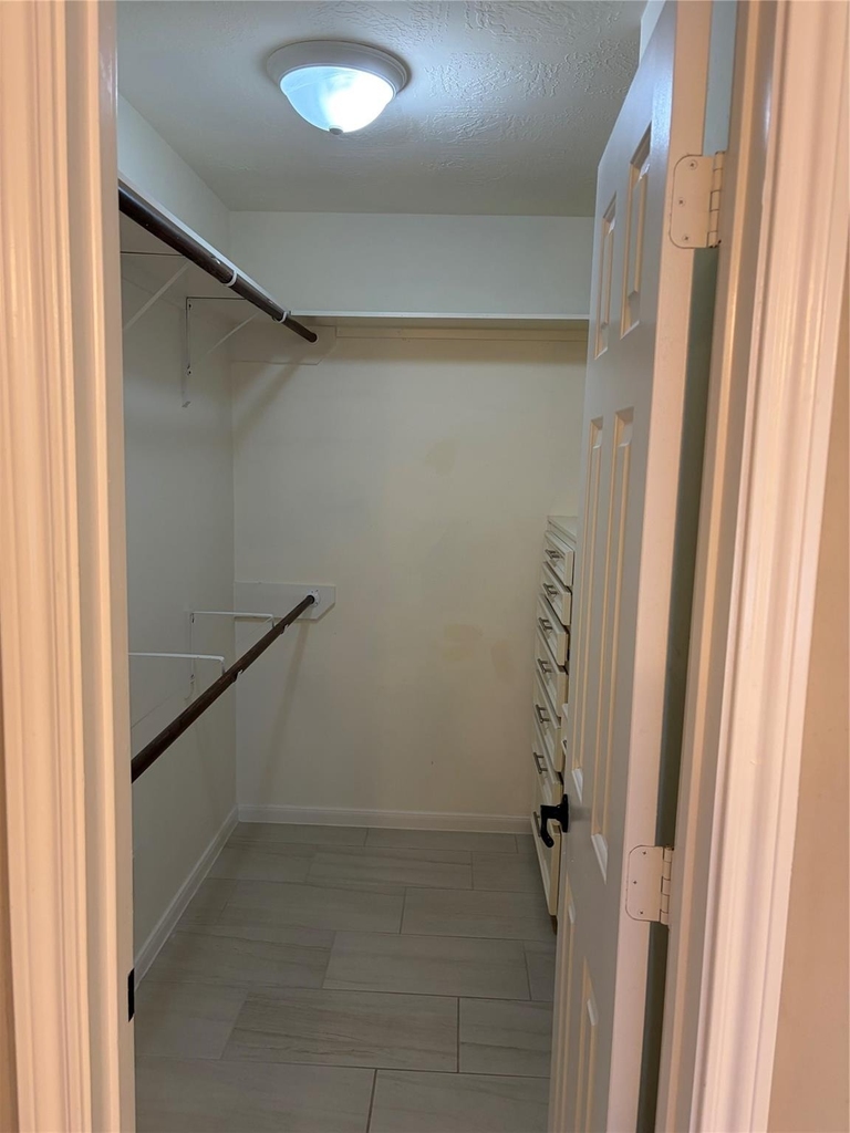 15939 Cottage Ivy Circle - Photo 18