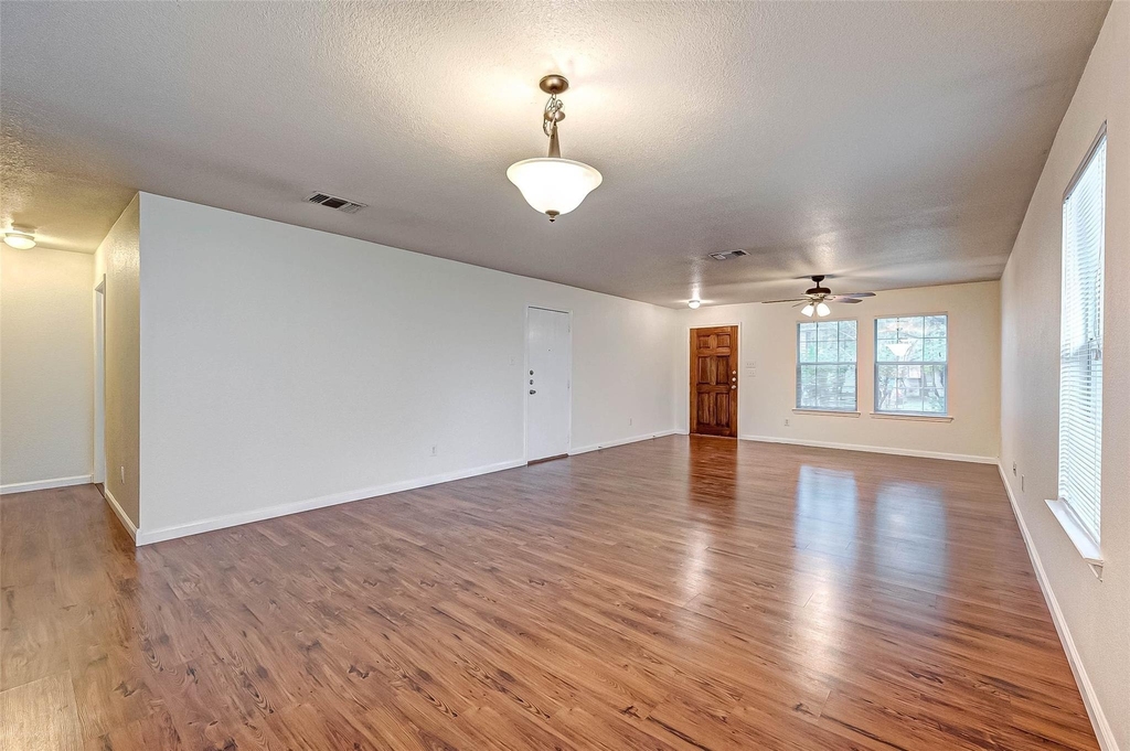 7910 Raven Creek Lane - Photo 11