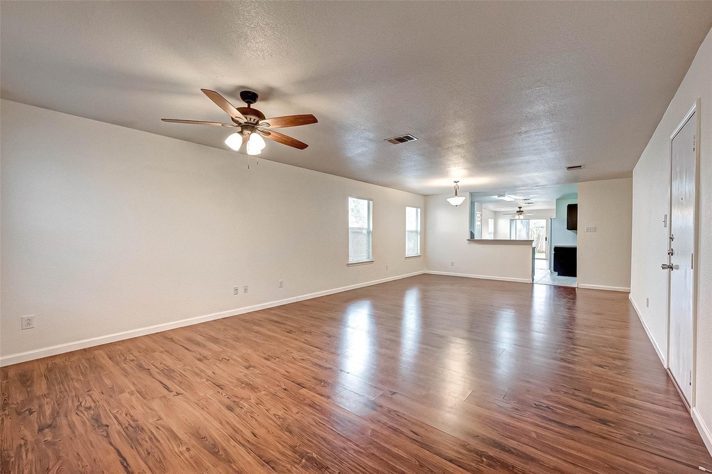 7910 Raven Creek Lane - Photo 6