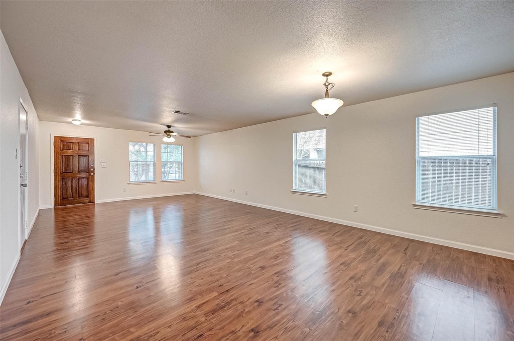 7910 Raven Creek Lane - Photo 10