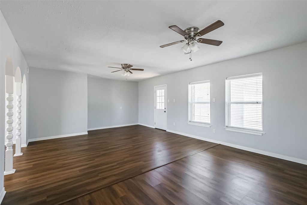 5922 Fairdale Lane - Photo 7