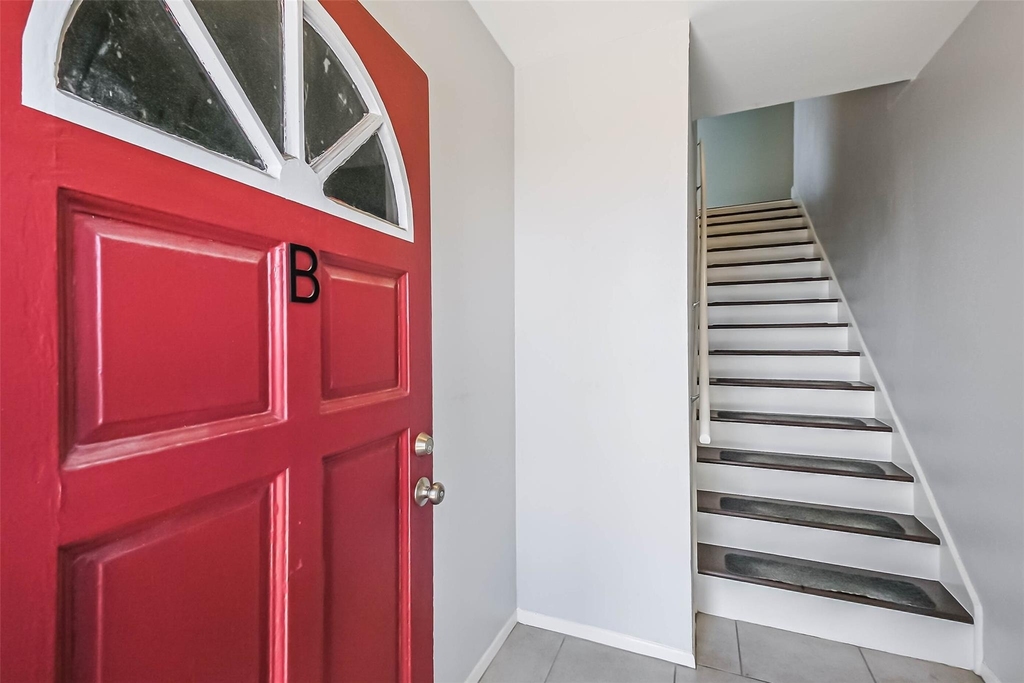 5922 Fairdale Lane - Photo 2