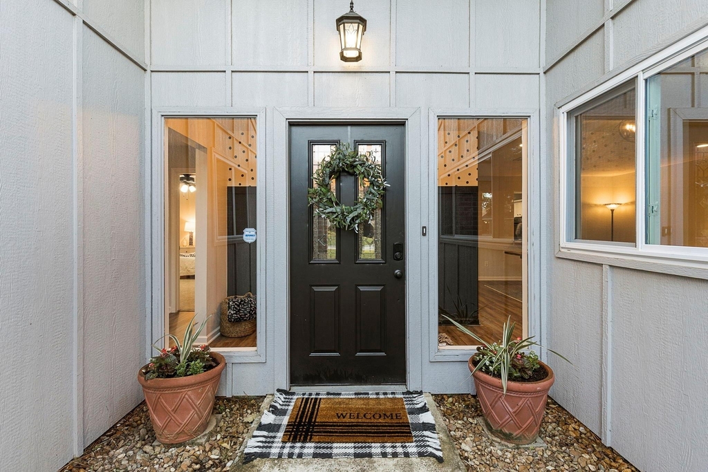 623 Hickory Ridge Drive - Photo 1