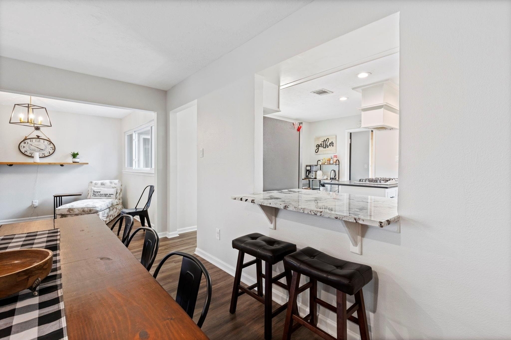 623 Hickory Ridge Drive - Photo 6