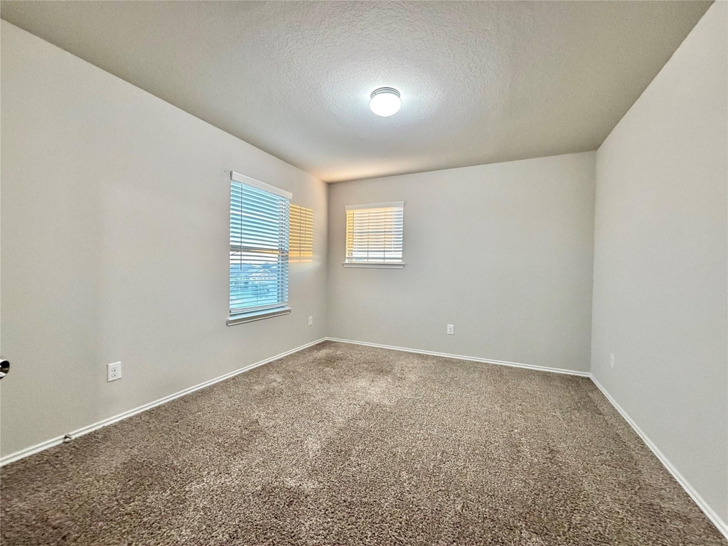 5410 Pembrokeshire Circle - Photo 19