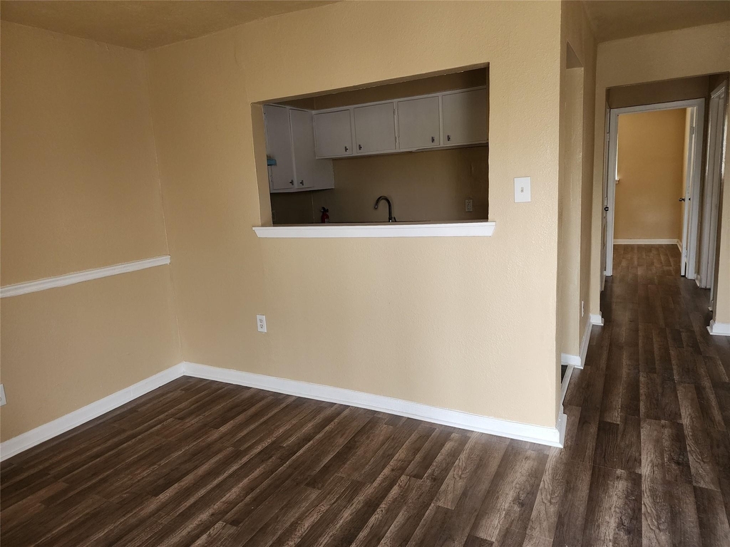 4311 Yellowstone Boulevard - Photo 1