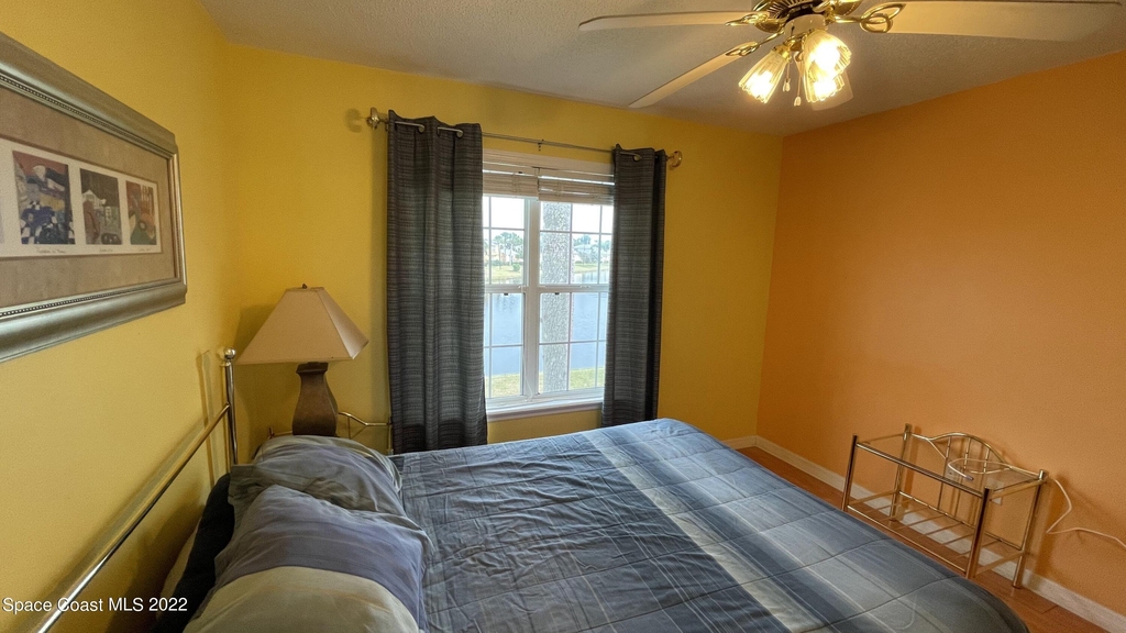 1425 Malibu Circle Ne - Photo 36