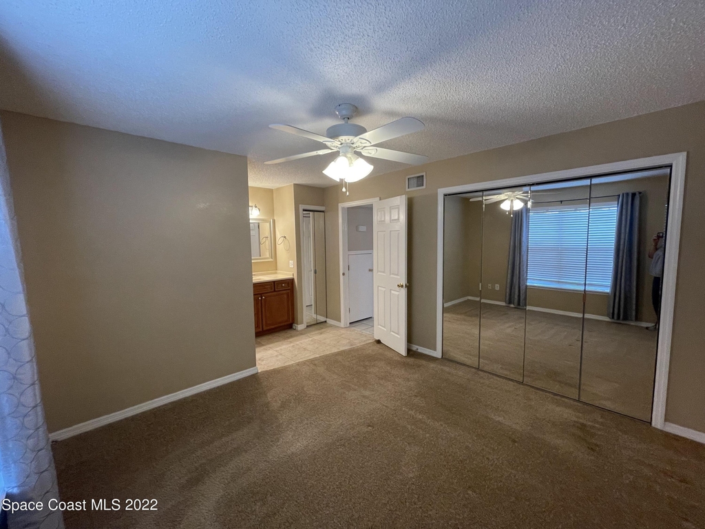 1425 Malibu Circle Ne - Photo 22